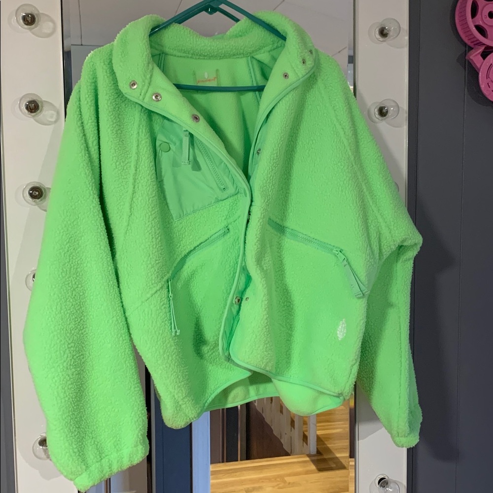 NWOT Neon Green! “Hit the Slopes” Jacket